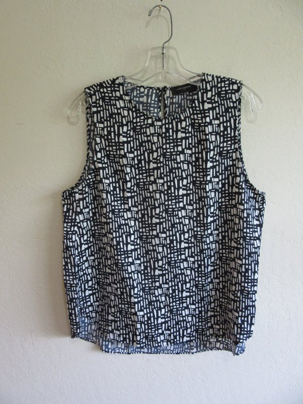 Banana Republic Blue & White L Sleeveless Blouse